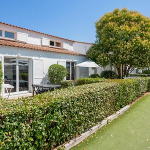 Comfort La Napoule Village Hotel